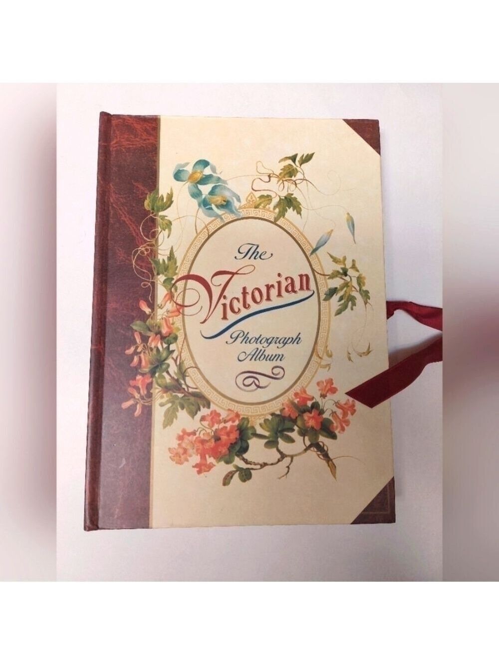 Vintage 1995 The Victorian Photography Album (Harcover-Red)